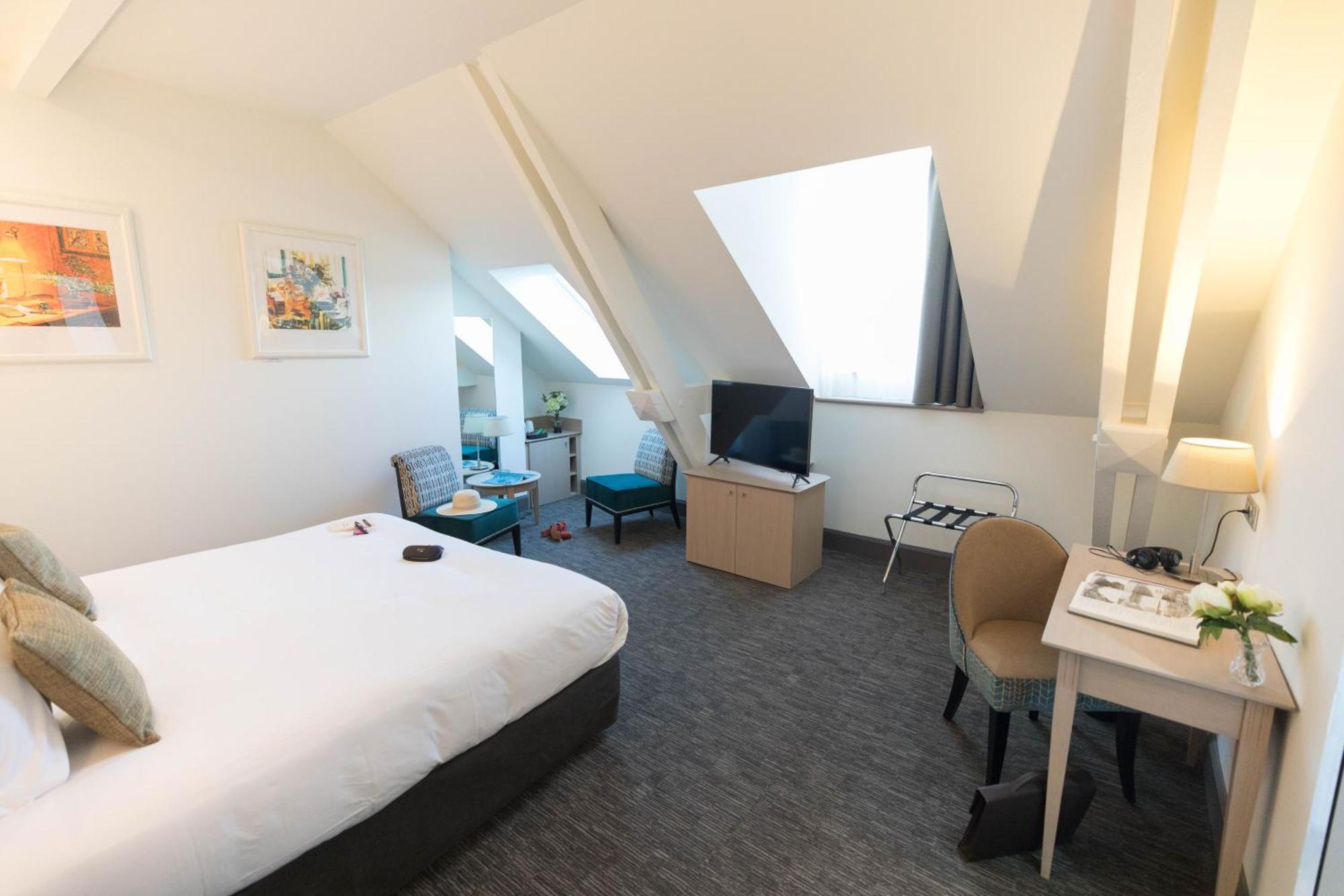 Marotte Hotel