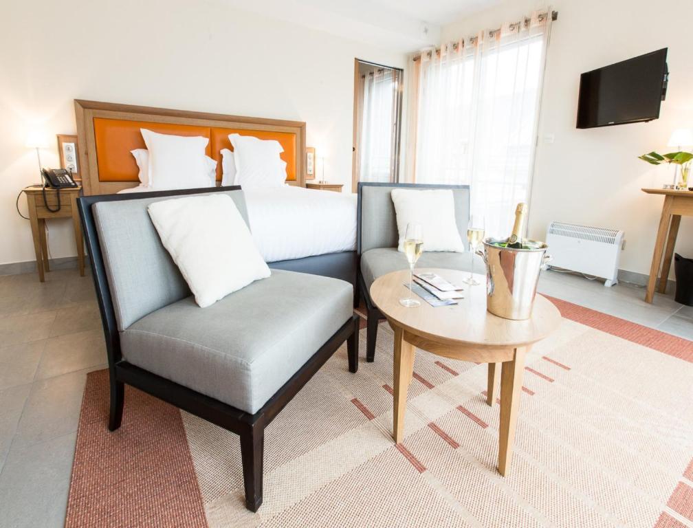 Marotte Hotel
